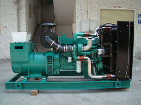 满洲里1100kw康明斯柴油发电机组图片 满洲里1100kw康明斯柴油发电机组图片